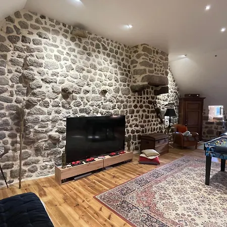Maison Familiale De 1800 Entierement Renovee Serverette