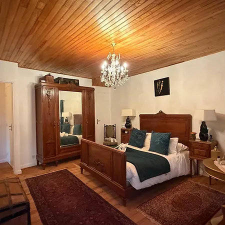 Maison Familiale De 1800 Entierement Renovee