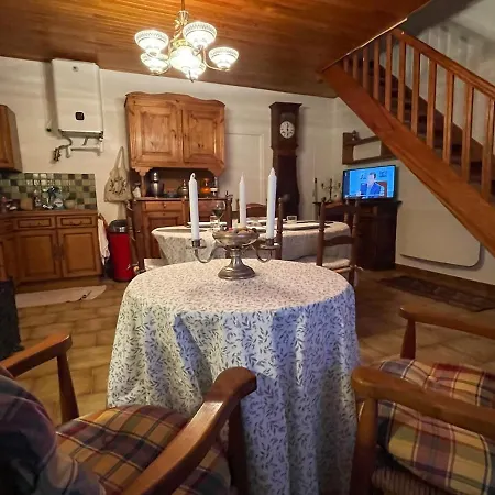 Maison Familiale De 1800 Entierement Renovee Serverette